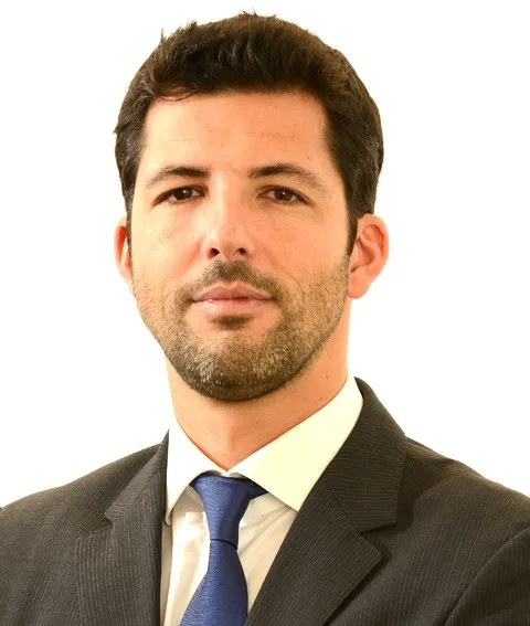 Miguel Spínola writes opinion article for Global Business Issue Winter 2016